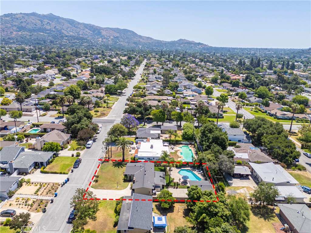 644 E Mountain View Avenue