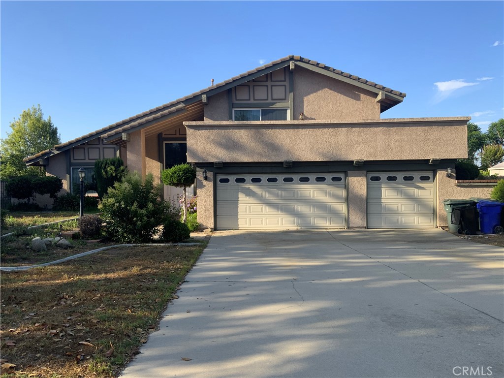 180 W Buffington Street