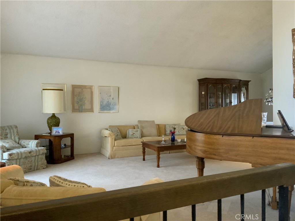 180 W Buffington Street