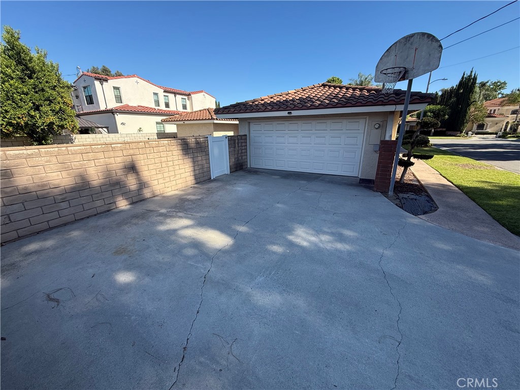 85 W Norman Avenue