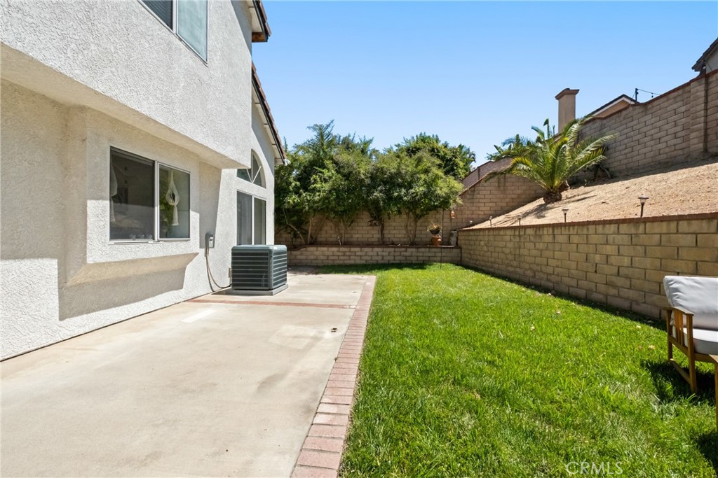 18024 Longhorn Lane