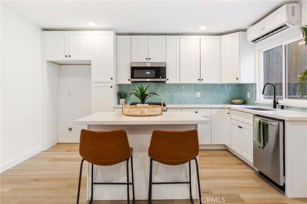 208 S Gaffney Avenue