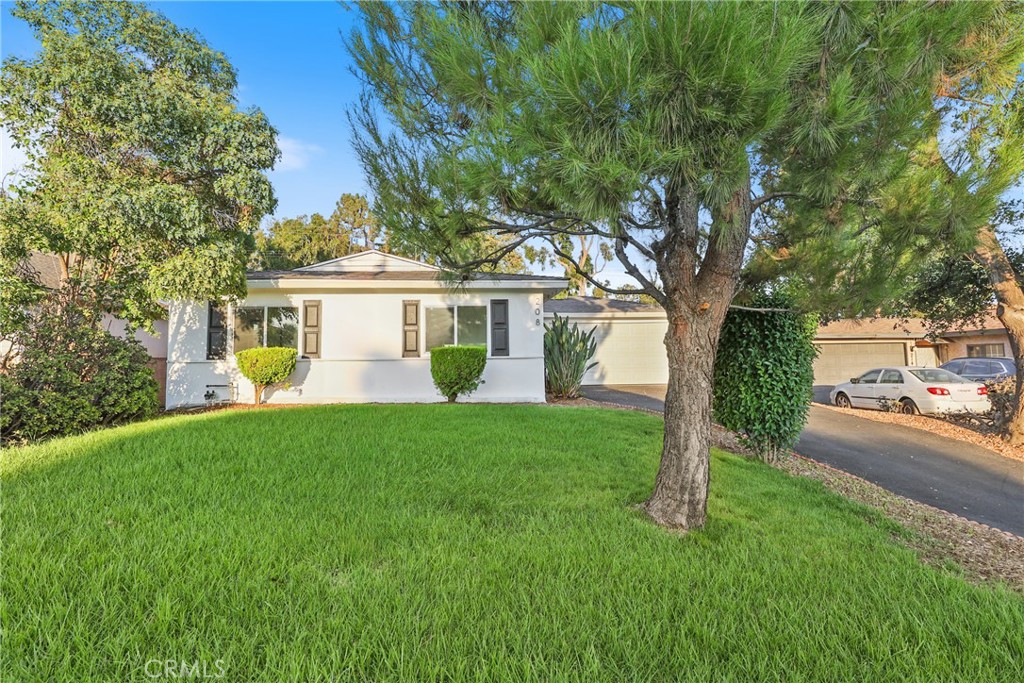 208 S Gaffney Avenue