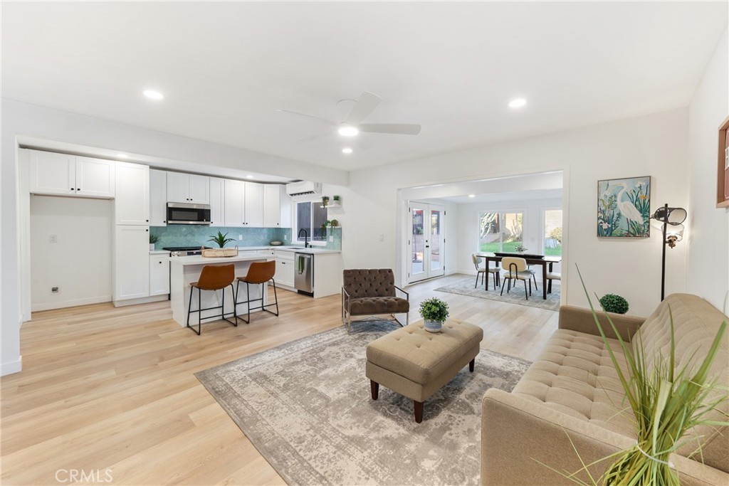 208 S Gaffney Avenue