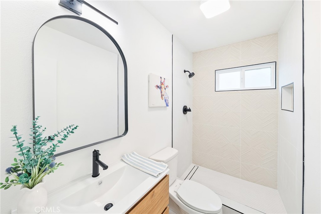 208 S Gaffney Avenue