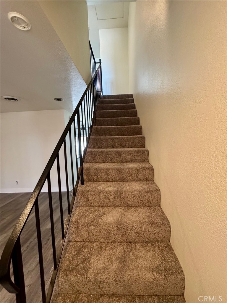 418 N Cerritos Avenue