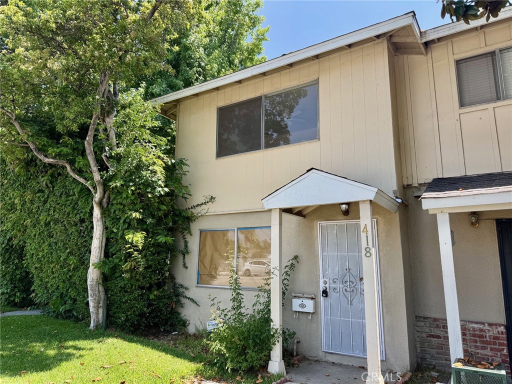 418 N Cerritos Avenue