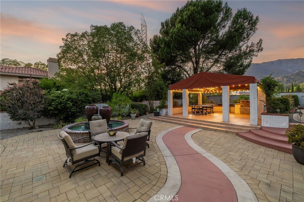 981 Deep Springs Drive