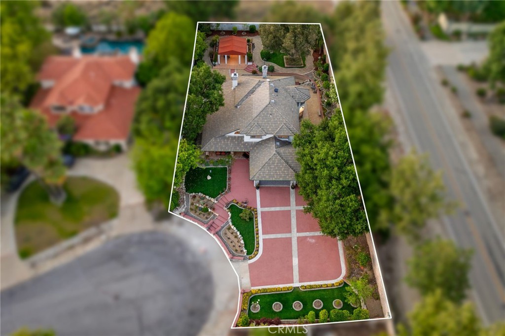 981 Deep Springs Drive