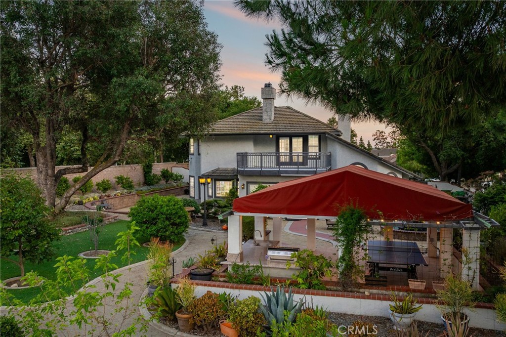 981 Deep Springs Drive