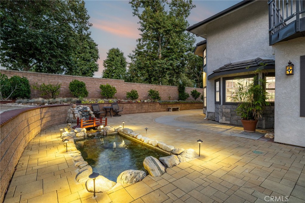 981 Deep Springs Drive