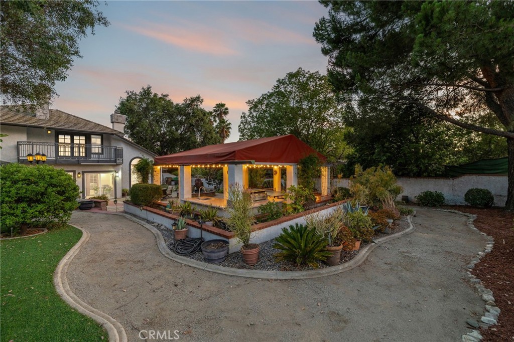 981 Deep Springs Drive