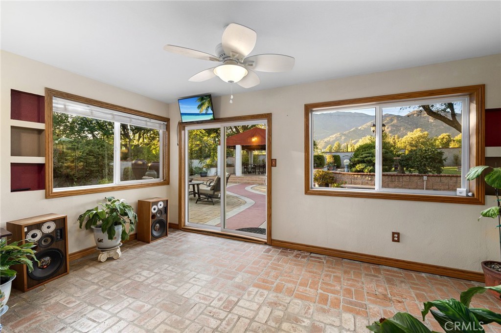 981 Deep Springs Drive