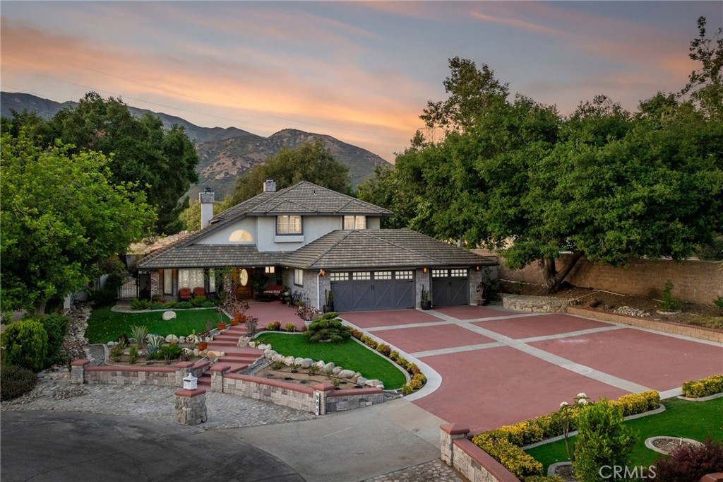 981 Deep Springs Drive