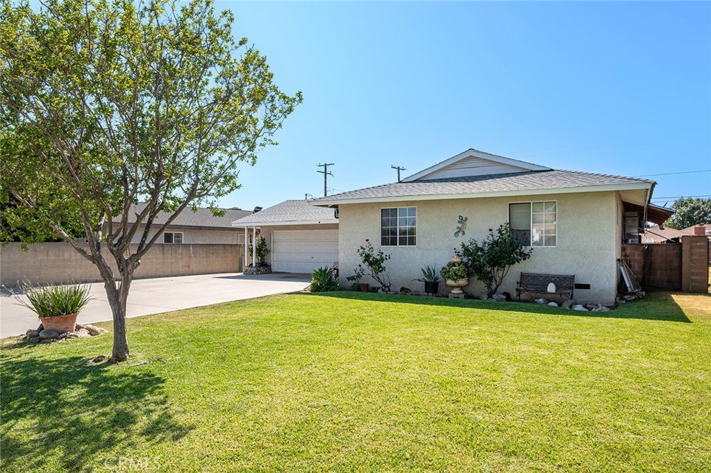 117 N Morada Avenue