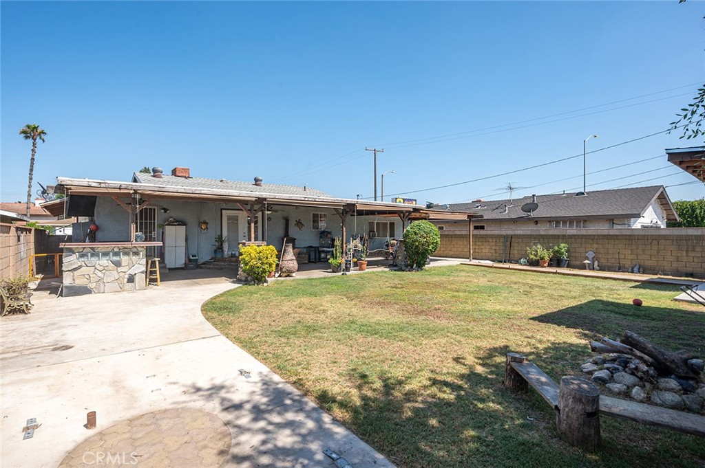 117 N Morada Avenue