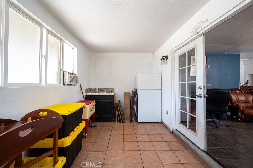 117 N Morada Avenue