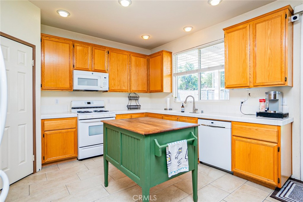 15138 Holiday Drive