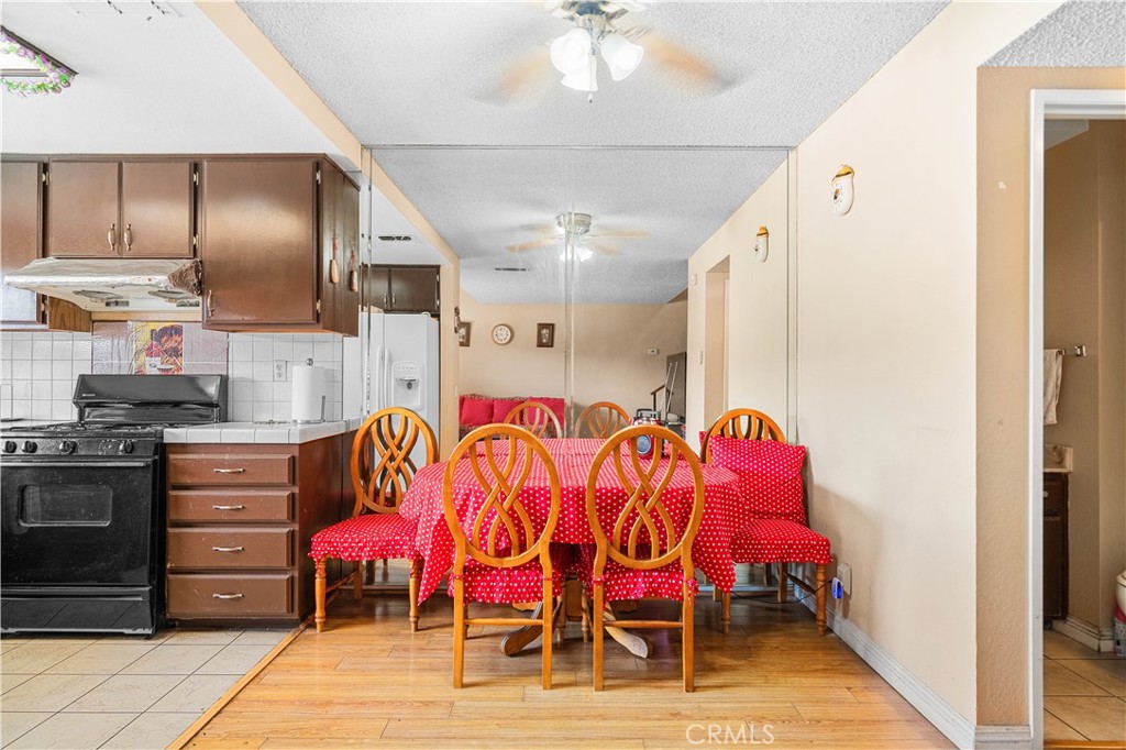 104 Poxon Place