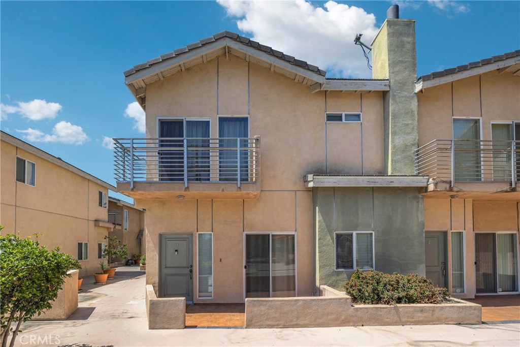 123 Dewey Avenue D