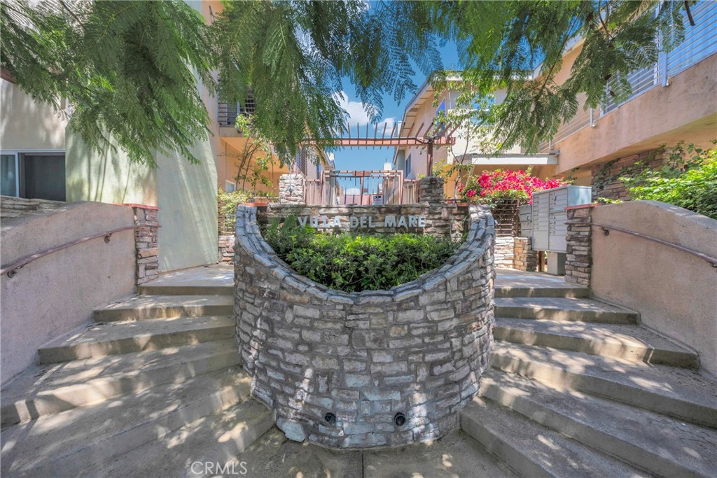 123 Dewey Avenue D