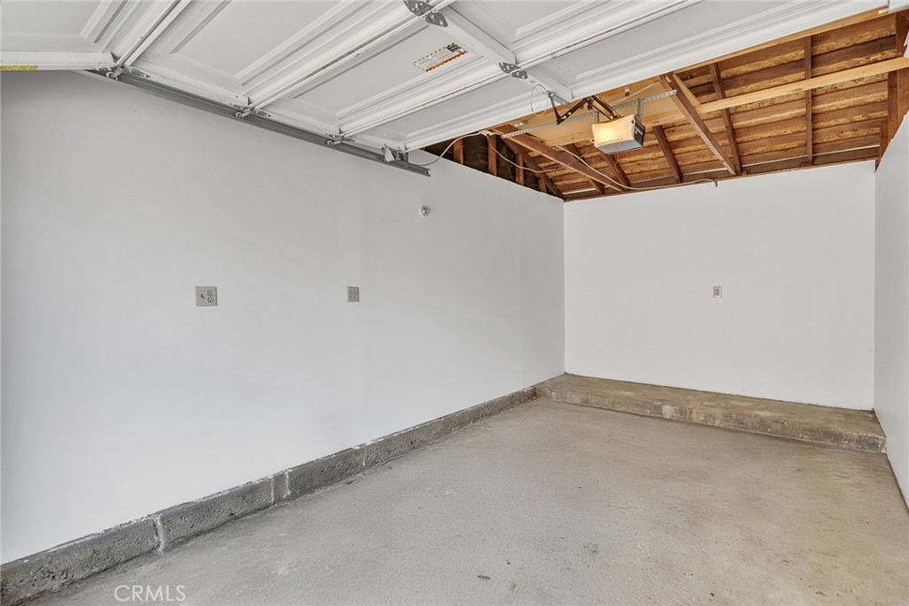 321 Spencer Avenue