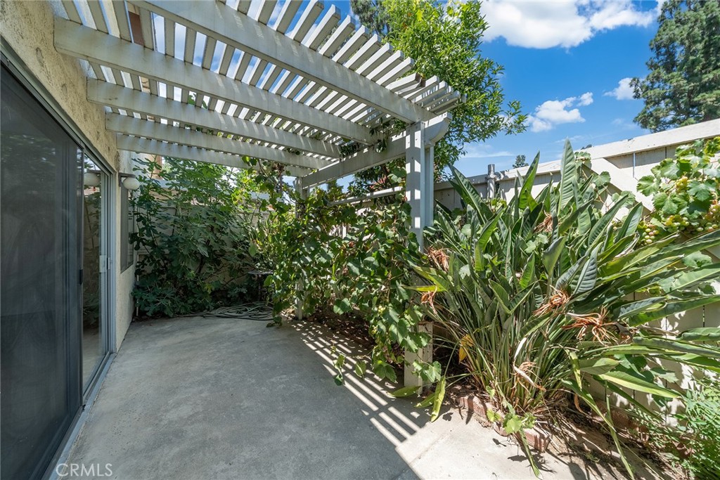 321 Spencer Avenue