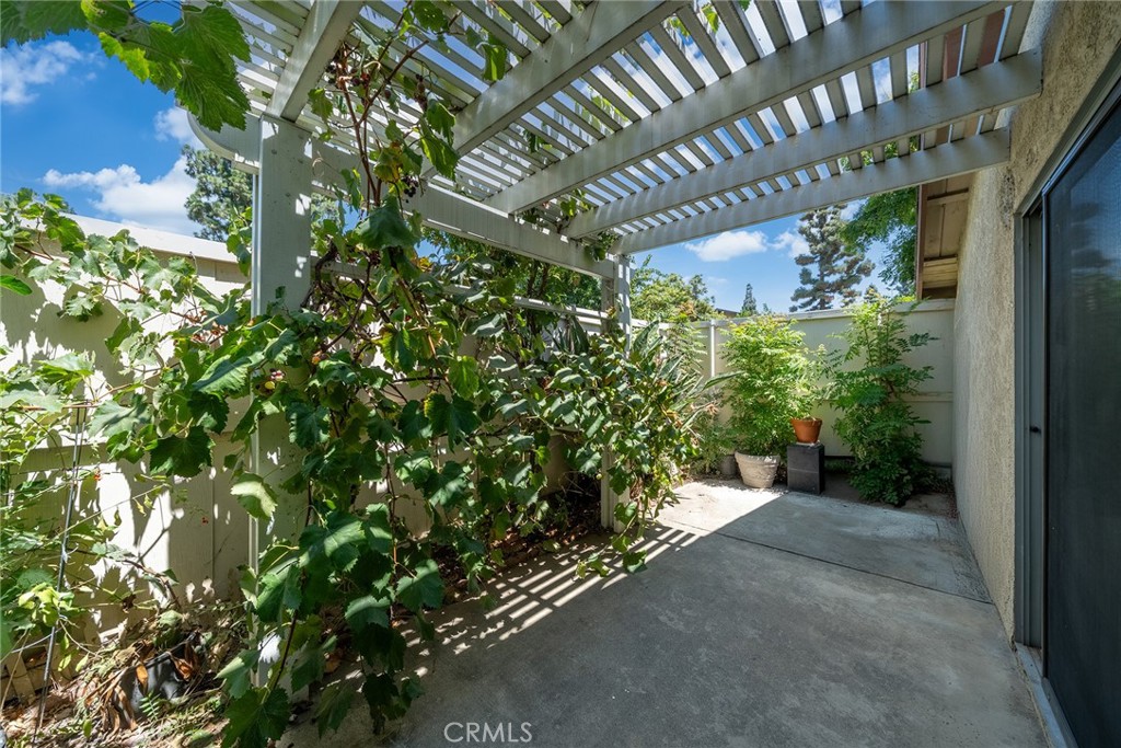 321 Spencer Avenue