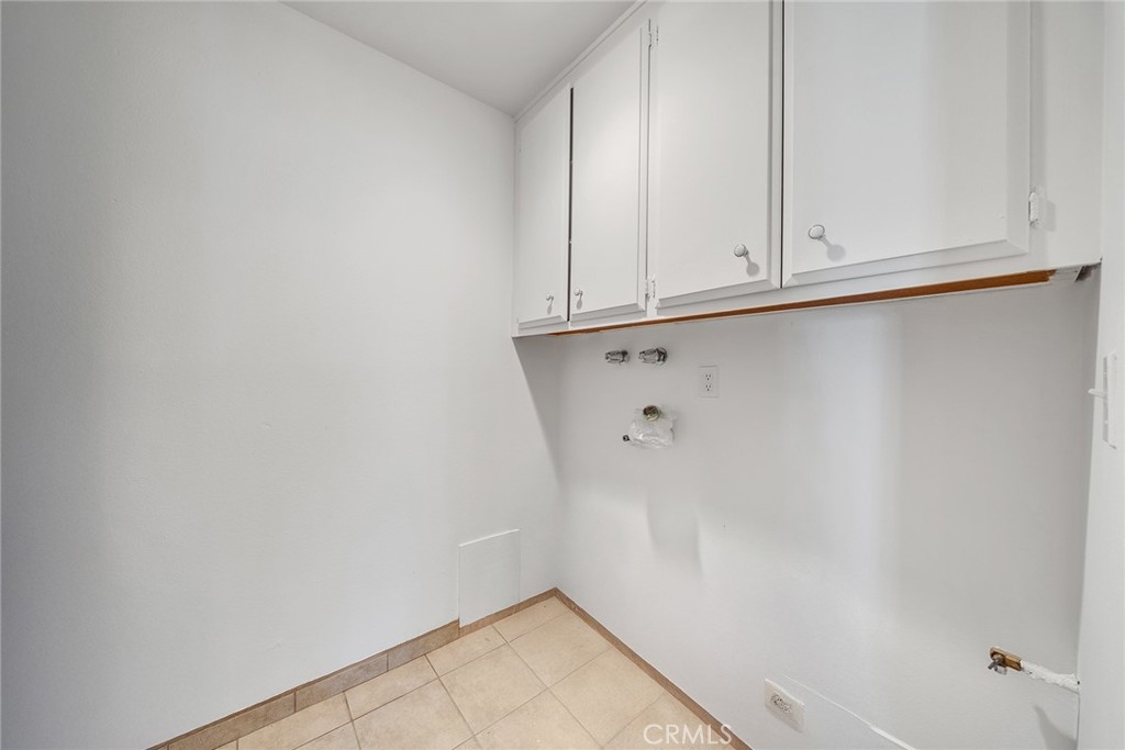321 Spencer Avenue