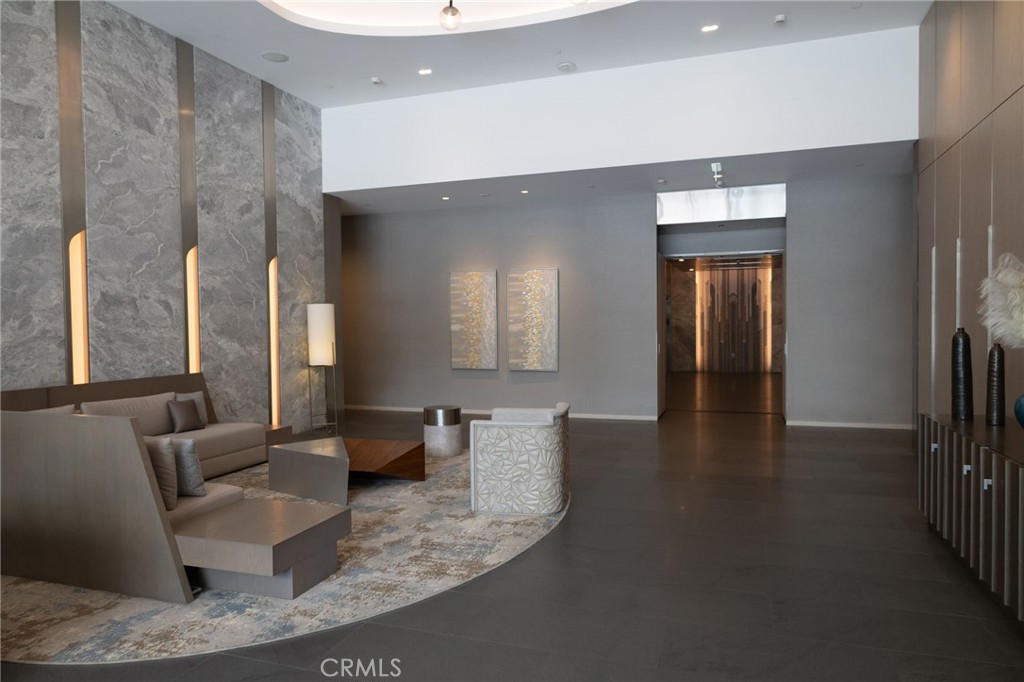 877 Francisco Street 1105
