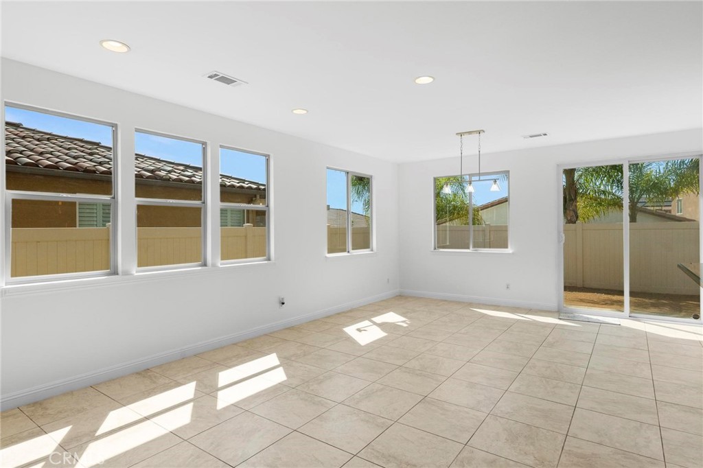 1254 Heritage Drive