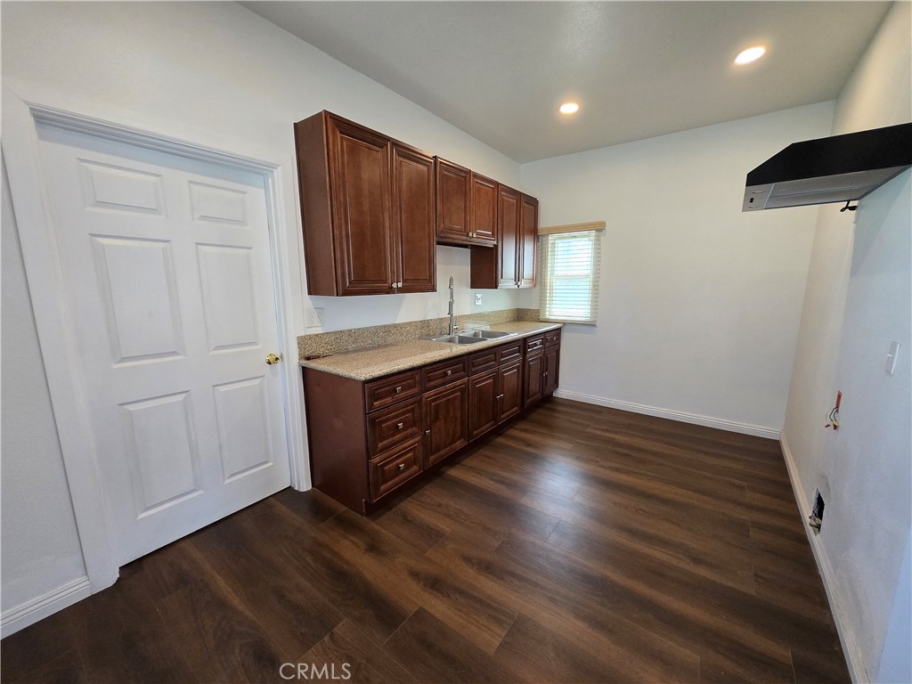 231 W Maitland Street 1