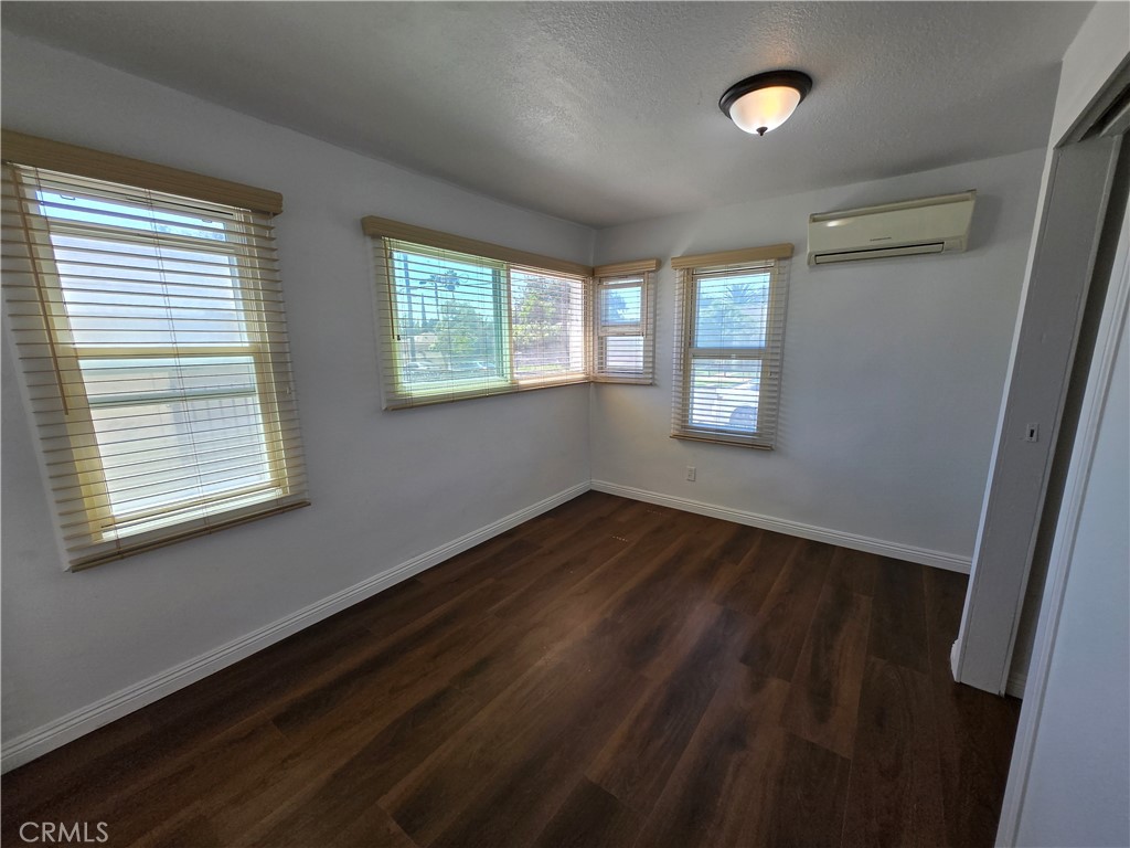 231 W Maitland Street 1