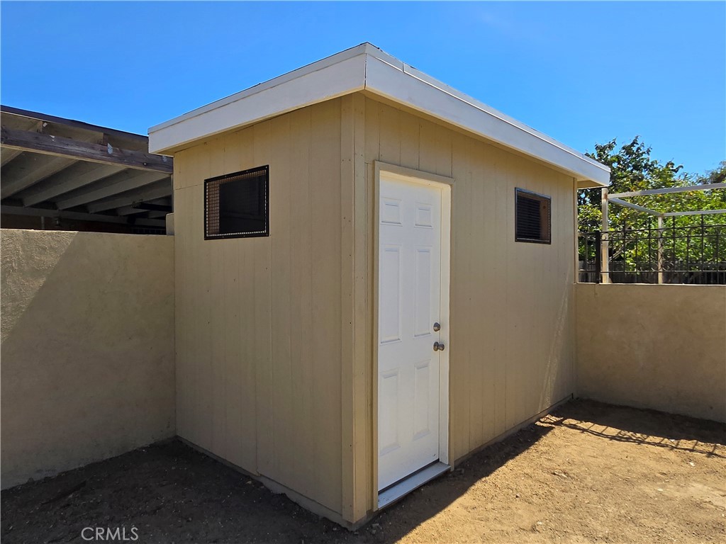 231 W Maitland Street 1