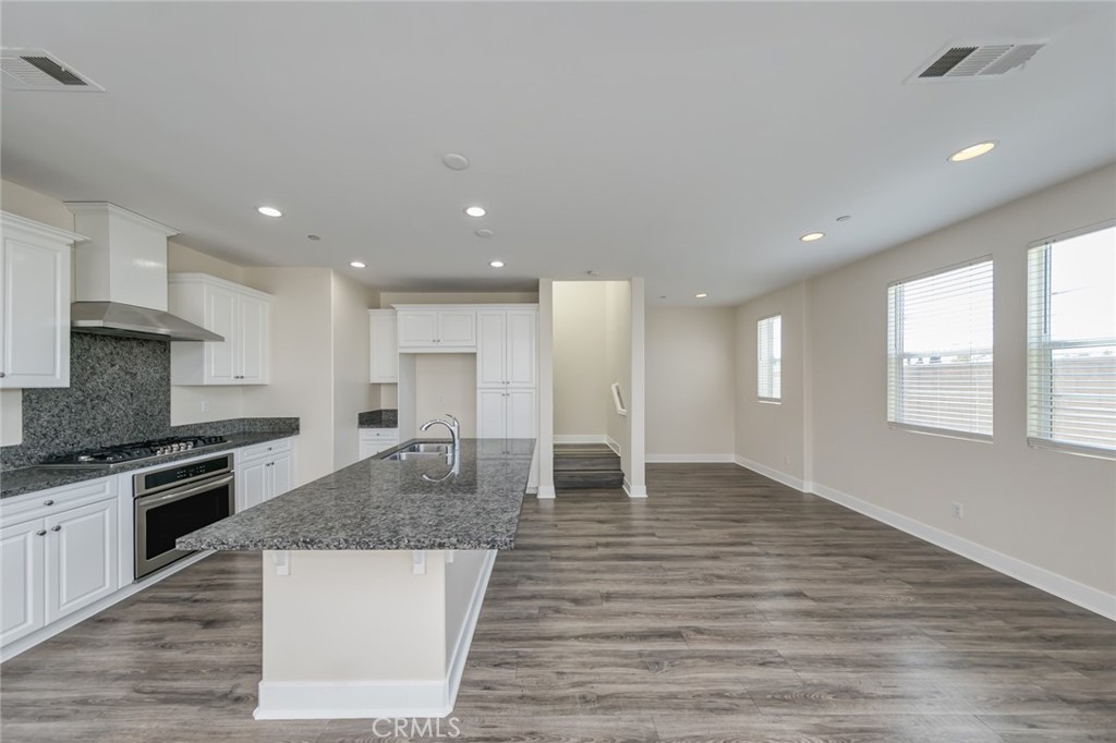 11516 Solaire Way