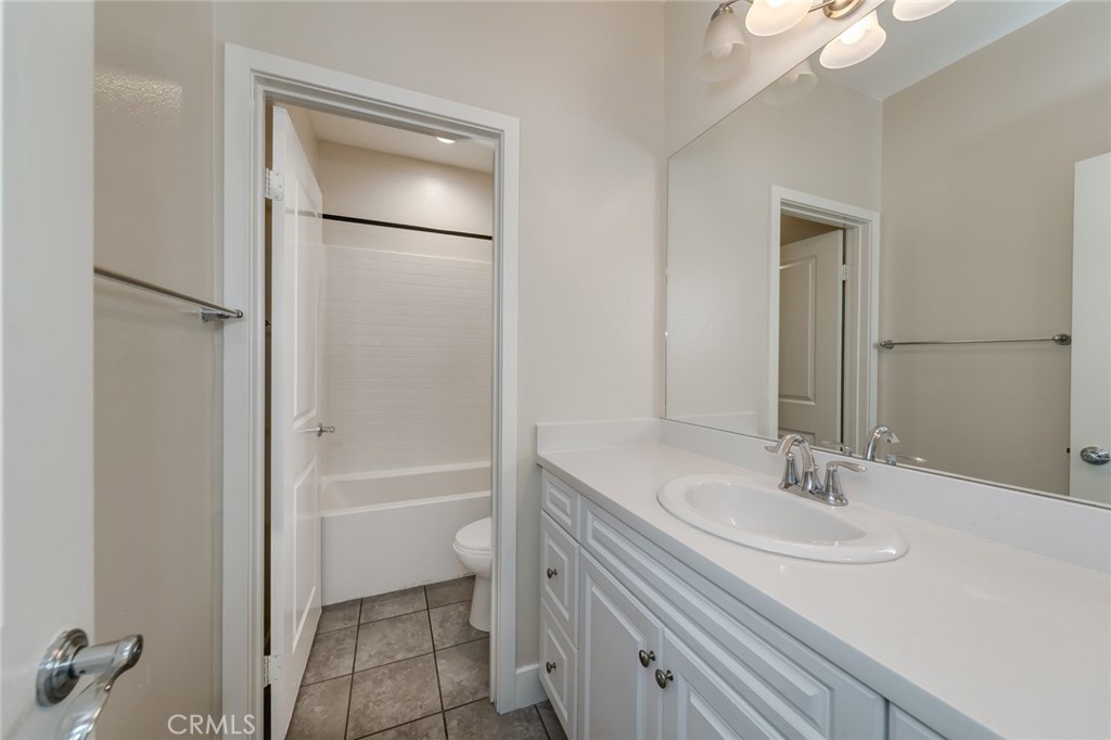 11516 Solaire Way