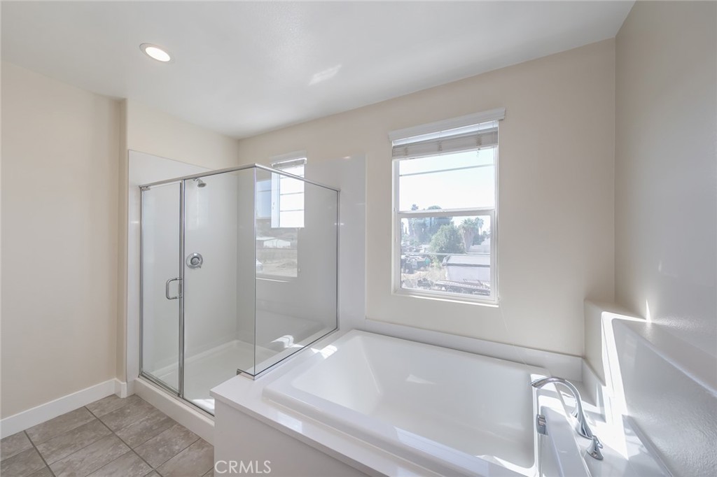 11516 Solaire Way