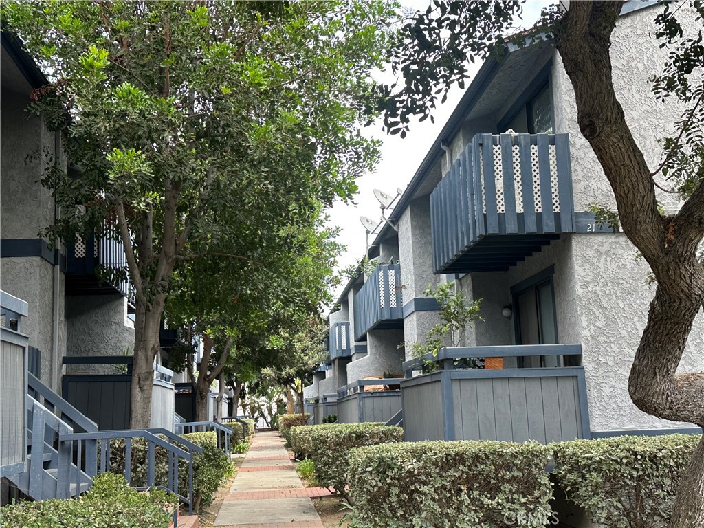 10451 Mulhall Street 25