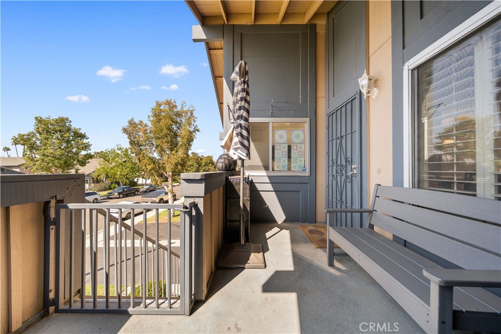 838 838 Windwood