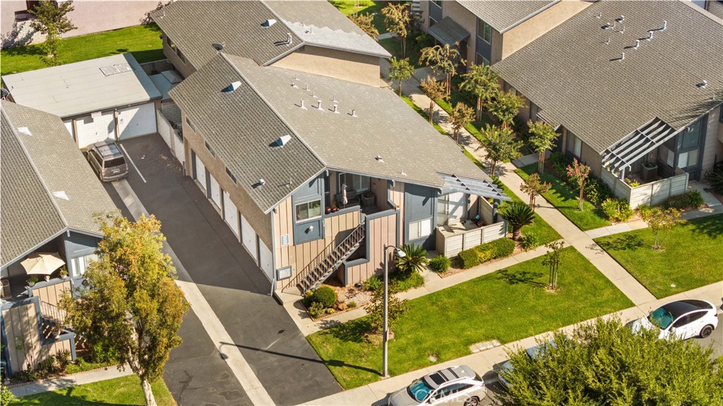 838 838 Windwood