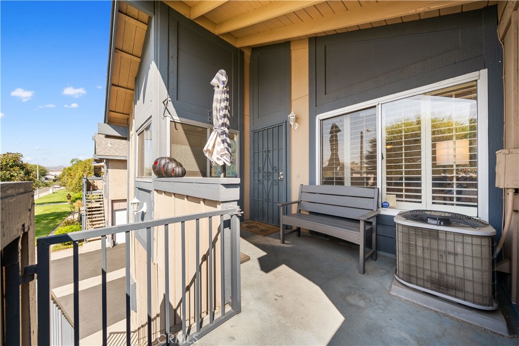 838 838 Windwood