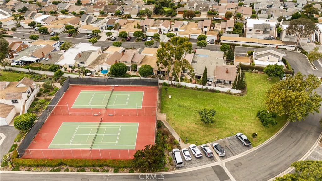 24092 Paseo Corona
