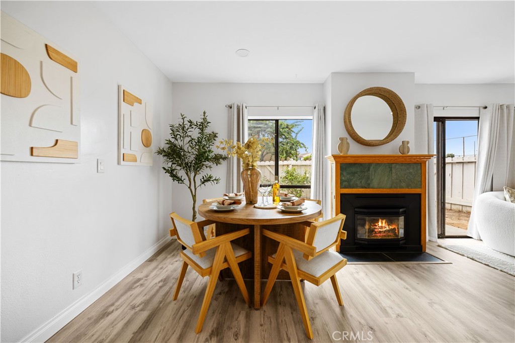 24092 Paseo Corona