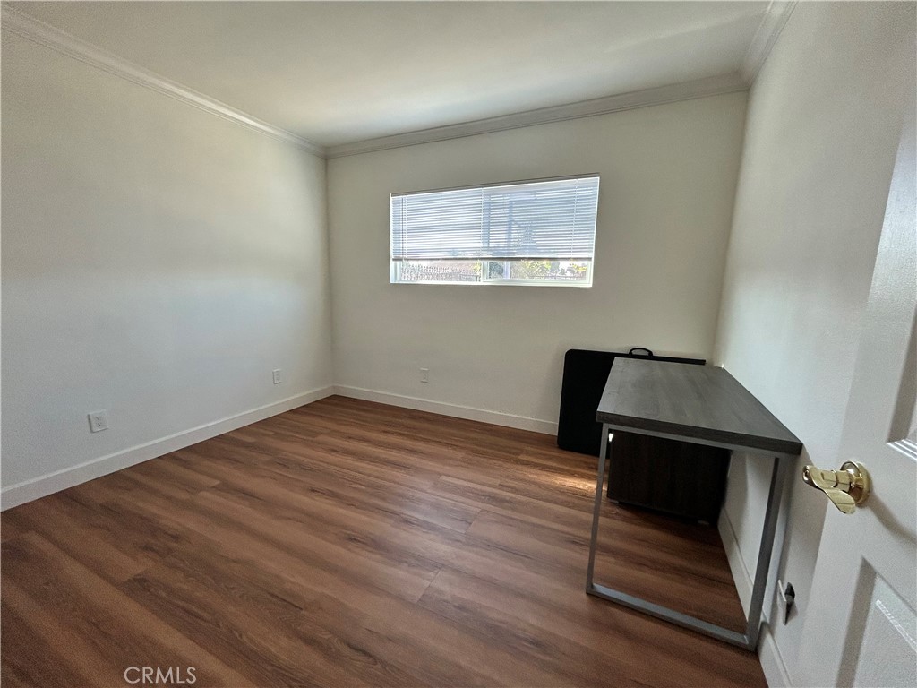 11303 11305 SE Lower Azusa Street