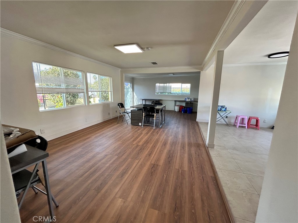 11303 11305 SE Lower Azusa Street