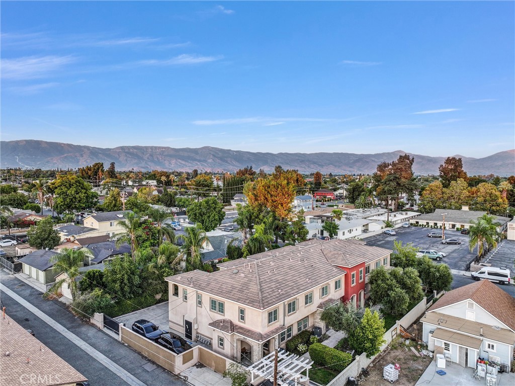 228 N Orange