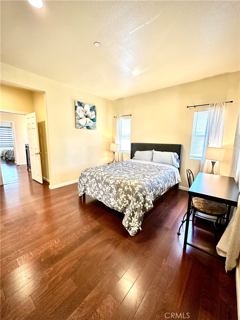 228 N Orange