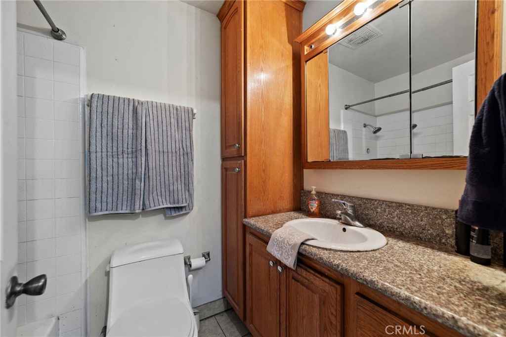 1172 W Calle De Las Estrellas 3