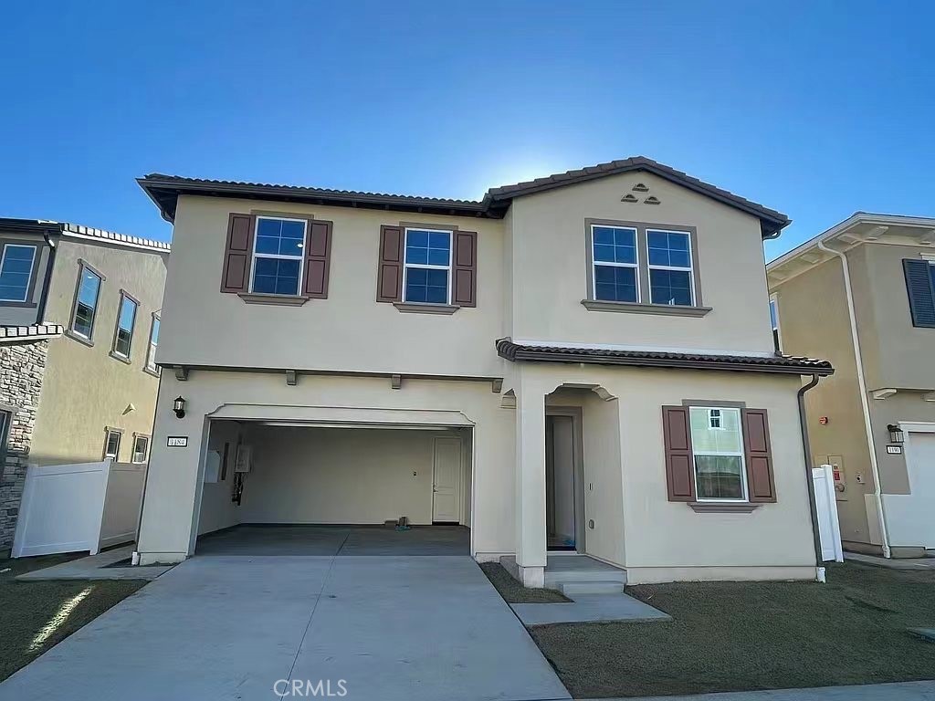 1184 Silverwood Way