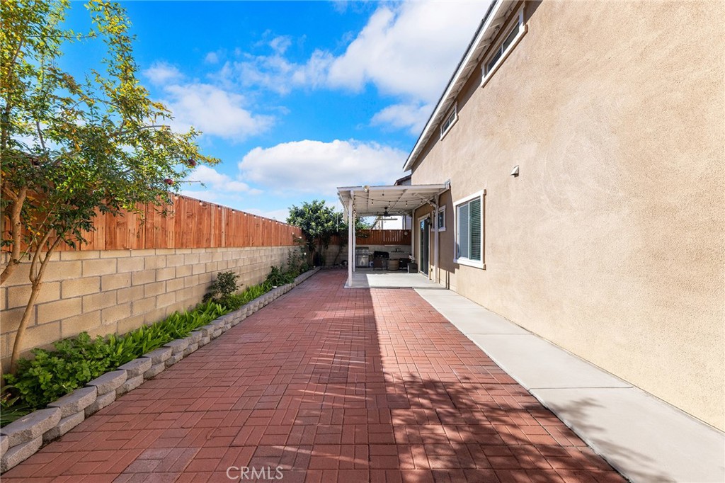 15188 Masline Street